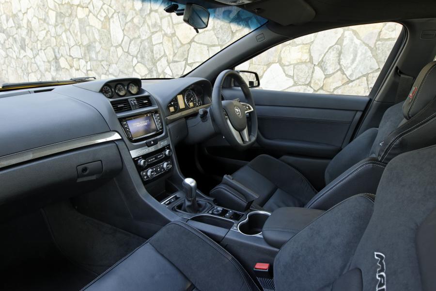  Vauxhall VXR8 Maloo 2012 года  (фото 6 из 75)